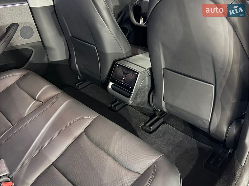 Седан Tesla Model 3 2024 в Коломиї фото 47 Седан Tesla Model 3 2024 в Коломиї