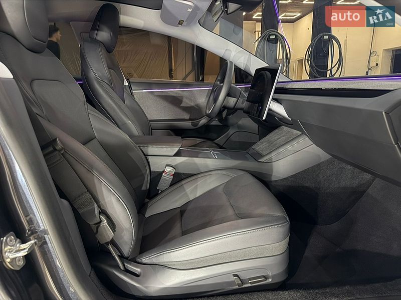 Седан Tesla Model 3 2024 в Коломиї фото 41 Седан Tesla Model 3 2024 в Коломиї