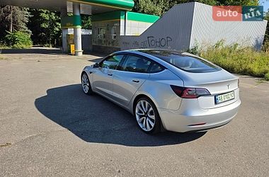 Седан Tesla Model 3 2018 в Дніпрі