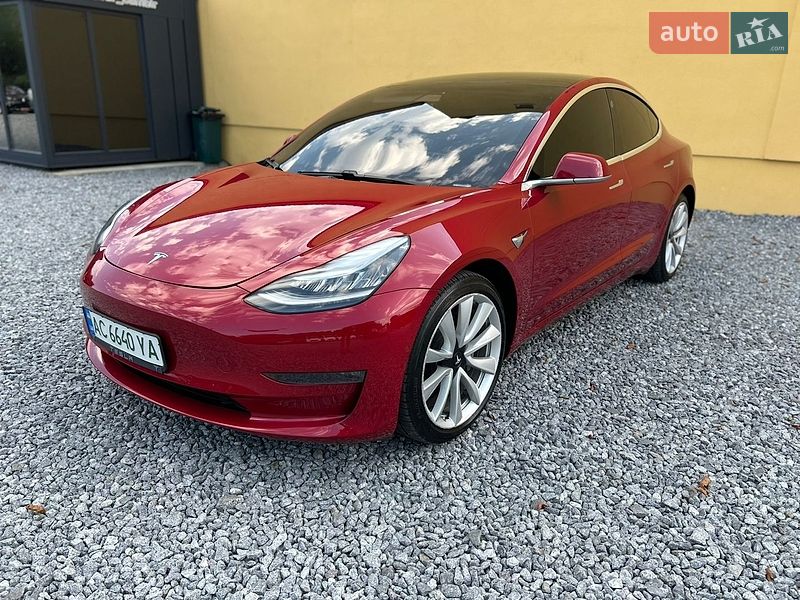 Седан Tesla Model 3 2019 в Самборе фото Седан Tesla Model 3 2019 в Самборе