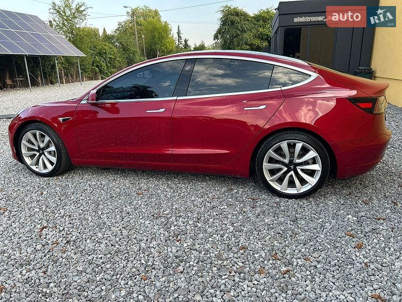 Седан Tesla Model 3 2019 в Самборе фото 19 Седан Tesla Model 3 2019 в Самборе