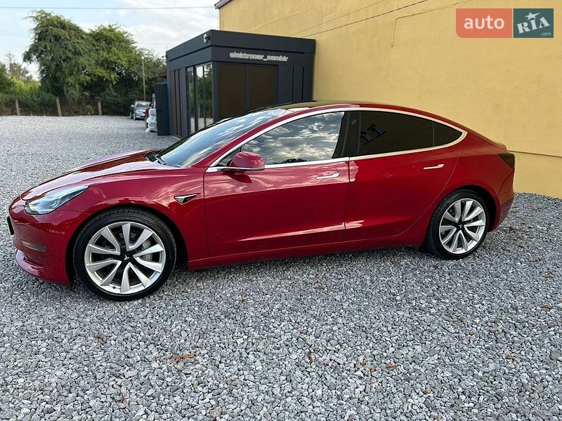 Седан Tesla Model 3 2019 в Самборе фото 21 Седан Tesla Model 3 2019 в Самборе