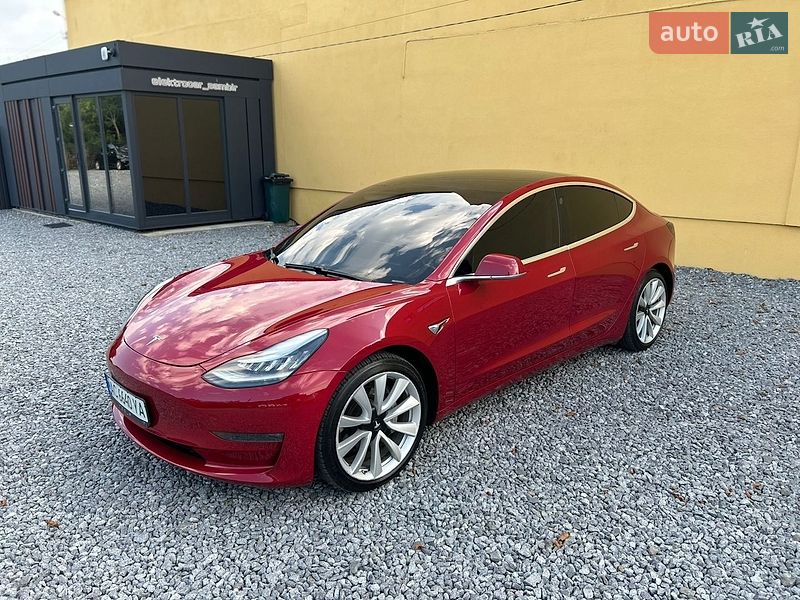 Седан Tesla Model 3 2019 в Самборе фото 24 Седан Tesla Model 3 2019 в Самборе