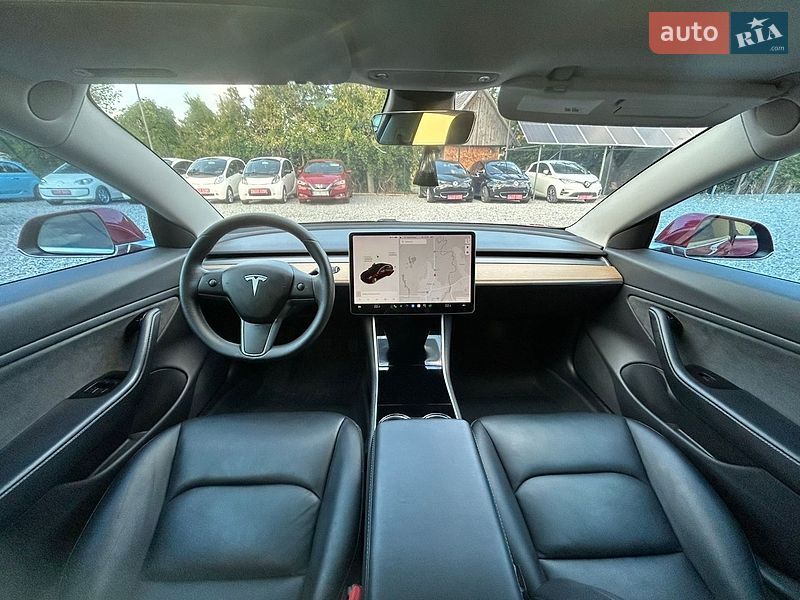 Седан Tesla Model 3 2019 в Самборе фото 28 Седан Tesla Model 3 2019 в Самборе