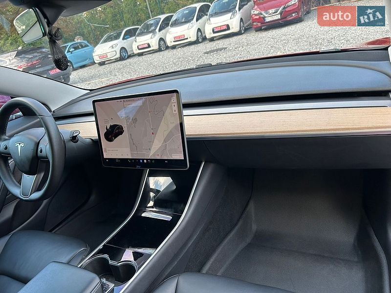 Седан Tesla Model 3 2019 в Самборе фото 29 Седан Tesla Model 3 2019 в Самборе