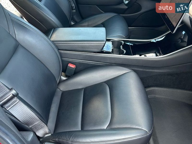 Седан Tesla Model 3 2019 в Самборе фото 35 Седан Tesla Model 3 2019 в Самборе