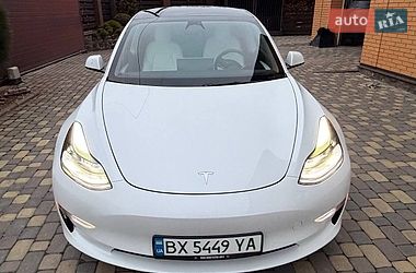 Tesla Model 3 2022