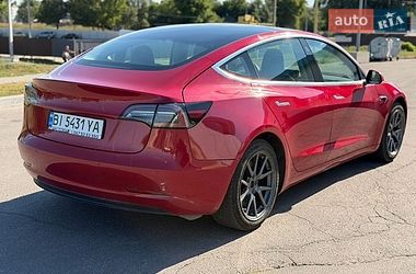 Tesla Model 3 2020