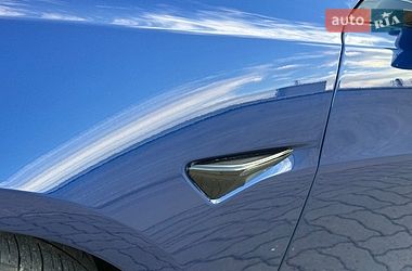 Седан Tesla Model 3 2019 в Стрию