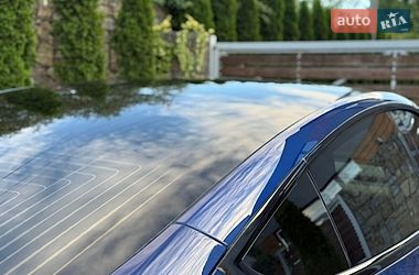 Седан Tesla Model 3 2019 в Стрию