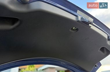 Седан Tesla Model 3 2019 в Стрию