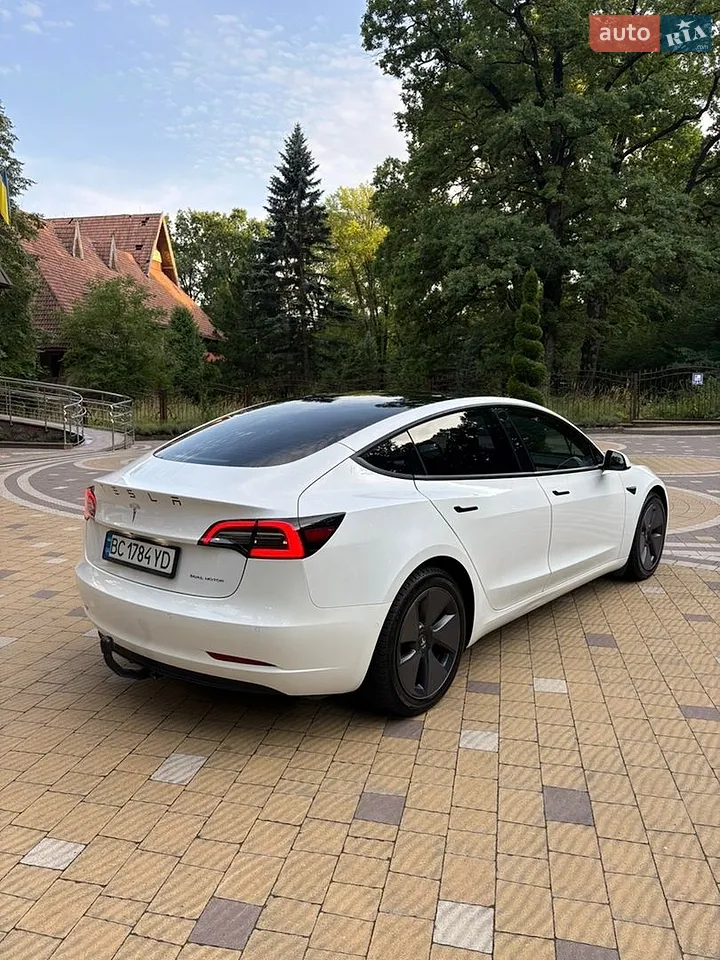 2021 Tesla Model 3 - мініатюра 4