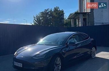 Седан Tesla Model 3 2018 в Кременчуці
