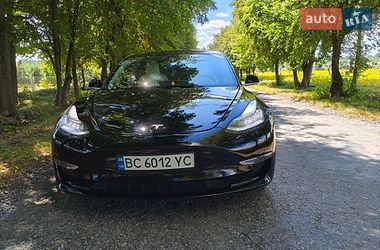Tesla Model 3 2019