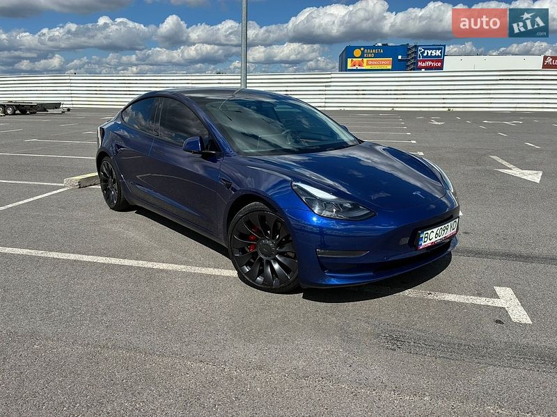 Tesla Model 3 2023