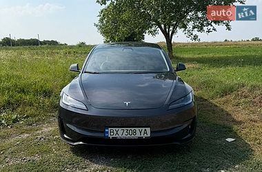 Седан Tesla Model 3 2025 в Хмельницькому