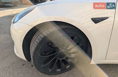 Седан Tesla Model 3 2020 в Тернополе