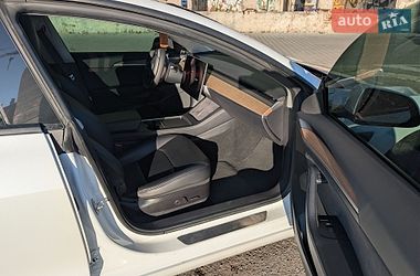 Седан Tesla Model 3 2020 в Тернополе