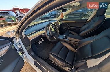 Седан Tesla Model 3 2020 в Тернополе