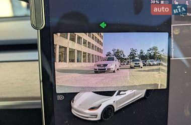 Седан Tesla Model 3 2020 в Тернополе