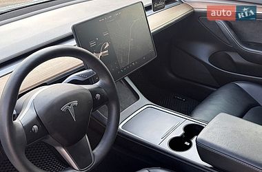 Седан Tesla Model 3 2021 в Софіївській Борщагівці