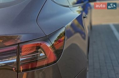 Седан Tesla Model 3 2022 в Вінниці