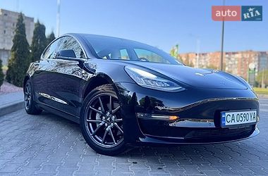 Tesla Model 3  2018