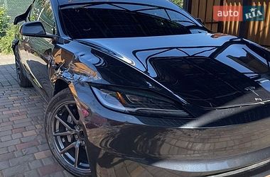 Седан Tesla Model 3 2024 в Одесі