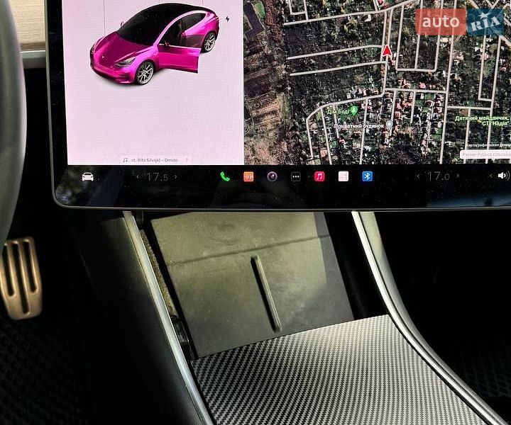 Седан Tesla Model 3 2020 в Львове