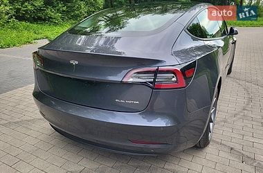 Седан Tesla Model 3 2021 в Києві