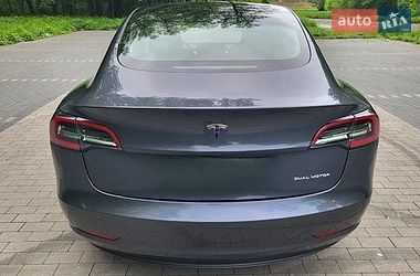 Седан Tesla Model 3 2021 в Києві