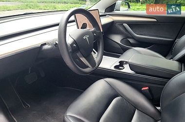 Седан Tesla Model 3 2021 в Києві