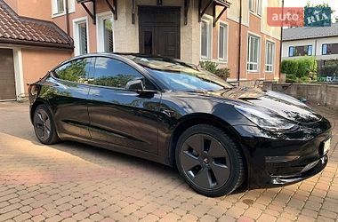 Седан Tesla Model 3 2020 в Ірпені