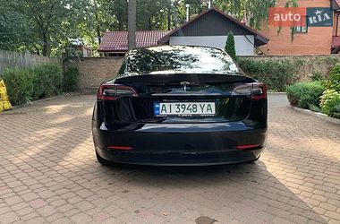 Седан Tesla Model 3 2020 в Ірпені