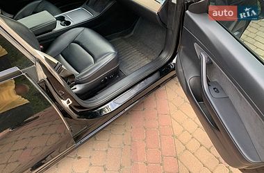 Седан Tesla Model 3 2020 в Ірпені