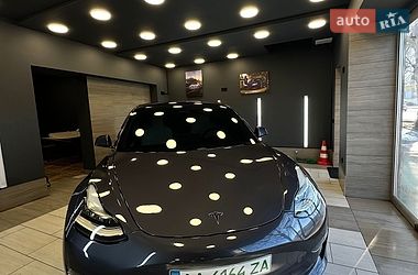 Tesla Model 3 2018