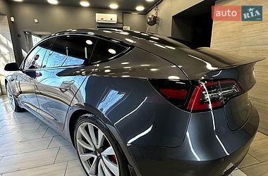 Седан Tesla Model 3 2018 в Одессе