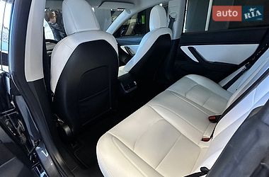 Седан Tesla Model 3 2018 в Одессе