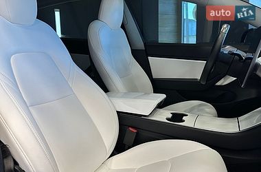 Седан Tesla Model 3 2018 в Одессе