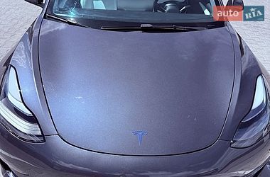 Седан Tesla Model 3 2022 в Львові