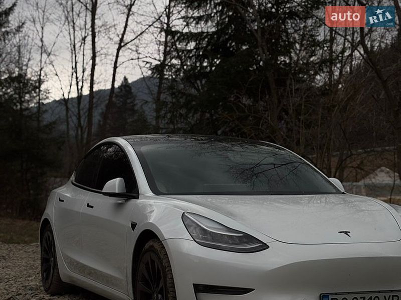 Tesla Model 3 2020 Tesla Model 3 2020