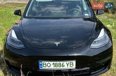 tesla model-3 2021 в Волочиск от профессионального продавца Віталій