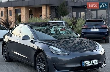 Tesla Model 3  2018