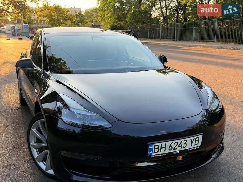 Tesla Model 3