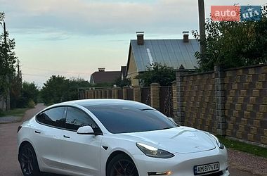 tesla model-3 2023 в Житомир от профессионального продавца Назарій Володимирович Потайчук