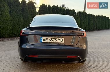 Седан Tesla Model 3 2024 в Днепре