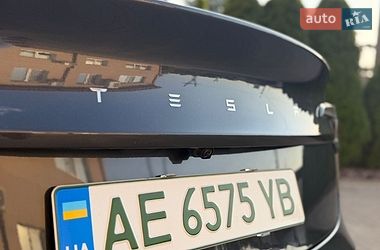 Седан Tesla Model 3 2024 в Днепре