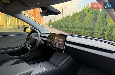 Седан Tesla Model 3 2024 в Днепре