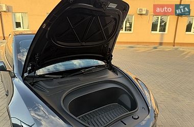 Седан Tesla Model 3 2024 в Днепре