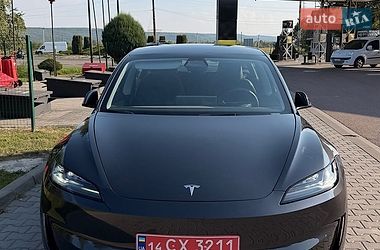 tesla model-3 2025 в Калуш от профессионального продавца Андрій Чернега